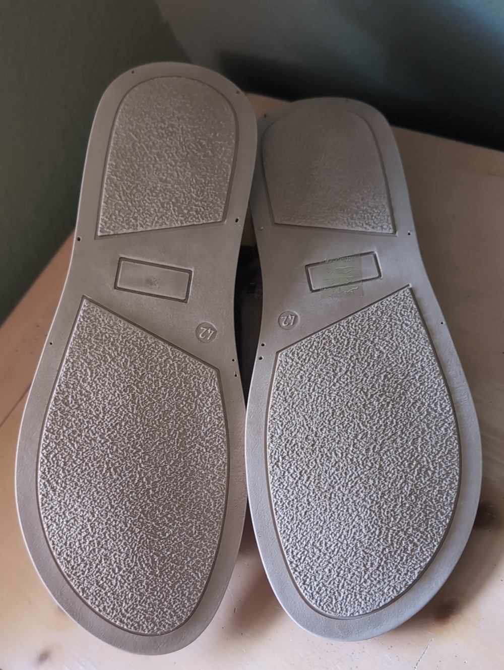 Miz Mooz Conor Soft Cream Slingback Leather Sandal with Buckle - Picture 7 of 9